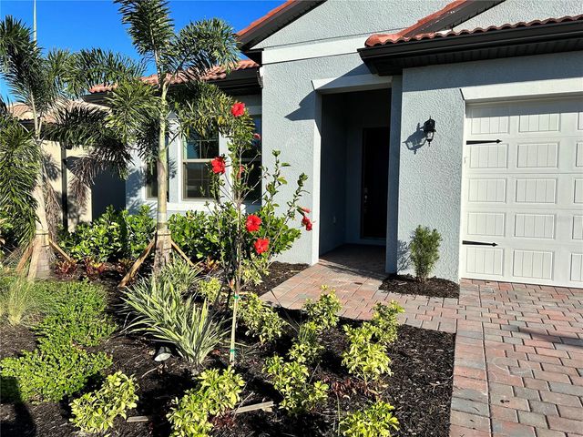 348 VILLORESI BOULEVARD, Nokomis, FL 34275