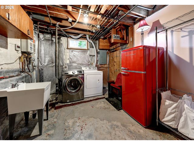 3640 Ne 69TH Ave, Portland, OR 97213