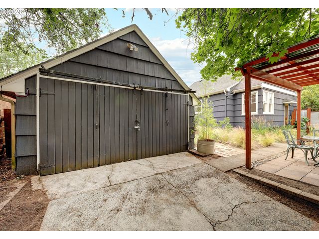 3640 Ne 69TH Ave, Portland, OR 97213