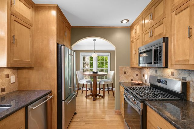 4216 Utica Avenue S, Saint Louis Park, MN 55416