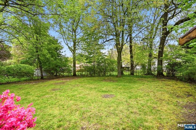 104 14th Street, Cresskill, NJ 07626