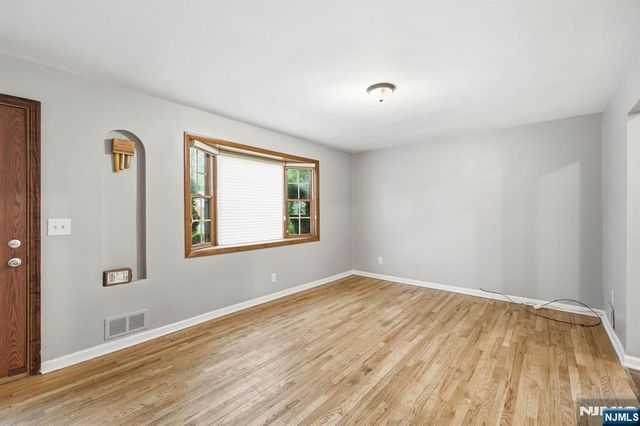 104 14th Street, Cresskill, NJ 07626