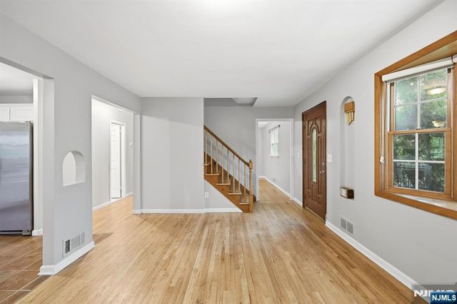 104 14th Street, Cresskill, NJ 07626