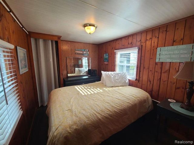 7710 N Us Highway 23, Oscoda, MI 48750