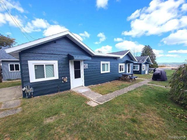 7710 N Us Highway 23, Oscoda, MI 48750