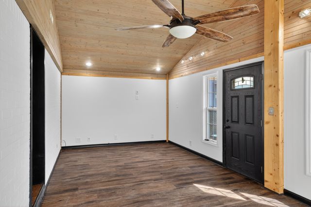 204 Homeward Ave, Winchester, TN 37398