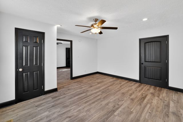 204 Homeward Ave, Winchester, TN 37398