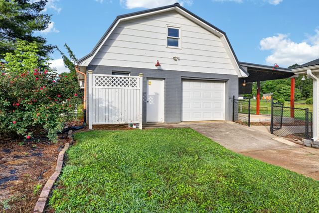 204 Homeward Ave, Winchester, TN 37398