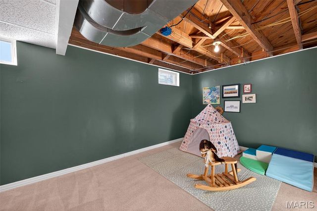 1335 Pinetree Lane, Webster Groves, MO 63119