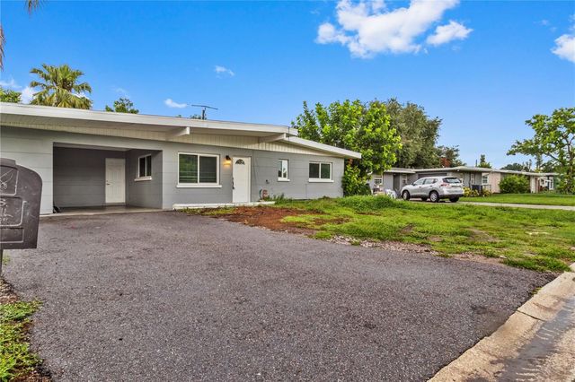5711 21ST STREET W, Bradenton, FL 34207