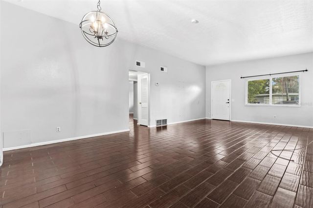 5711 21ST STREET W, Bradenton, FL 34207