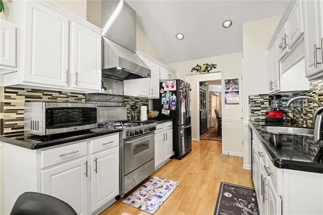 2010 Nichols Landing Way, Dacula, GA 30019