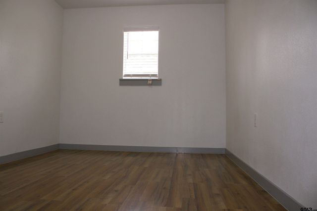 515 N Oleander St, Grand Saline, TX 75140