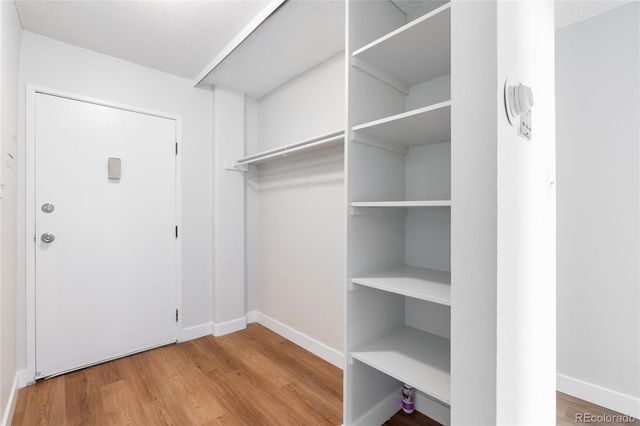 2231 S Vaughn Way 118B, Aurora, CO 80014