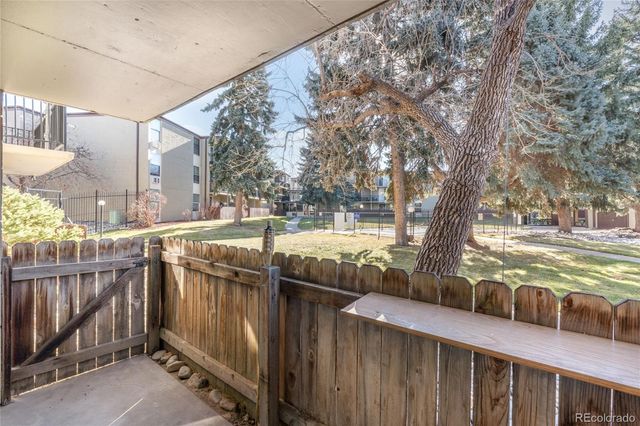 2231 S Vaughn Way 118B, Aurora, CO 80014