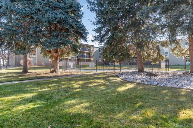 2231 S Vaughn Way 118B, Aurora, CO 80014