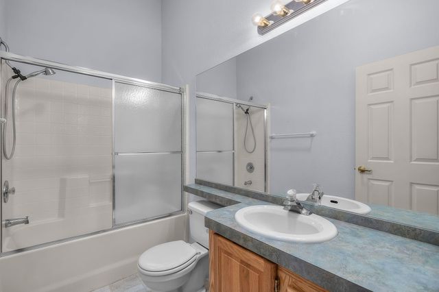 2325 NE Wintergreen Drive, Bend, OR 97701