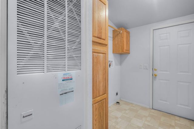 2325 NE Wintergreen Drive, Bend, OR 97701