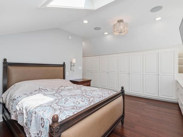 220 Holly Road, Hopkins, MN 55343