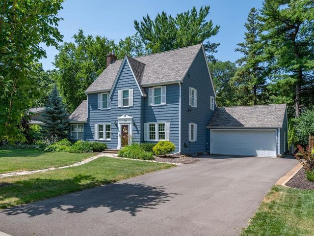 220 Holly Road, Hopkins, MN 55343
