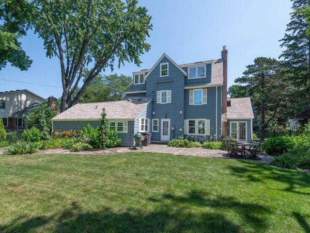 220 Holly Road, Hopkins, MN 55343