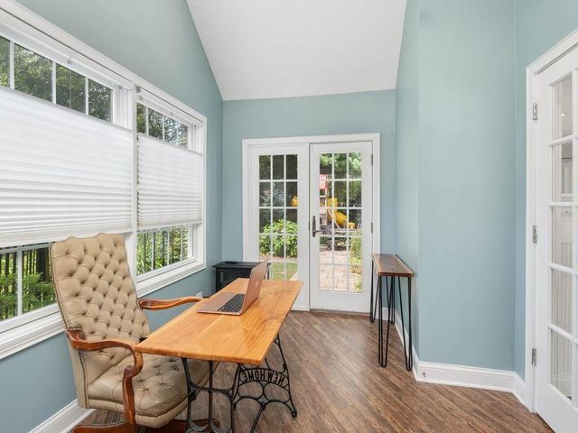 220 Holly Road, Hopkins, MN 55343