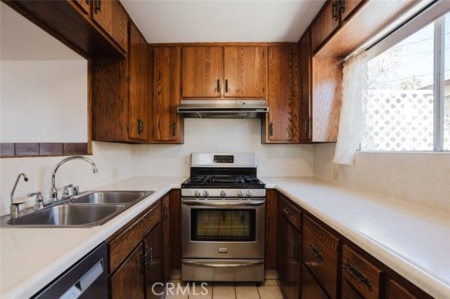 609 Alexander Street, Glendale, CA 91203