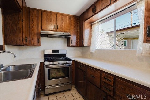 609 Alexander Street, Glendale, CA 91203