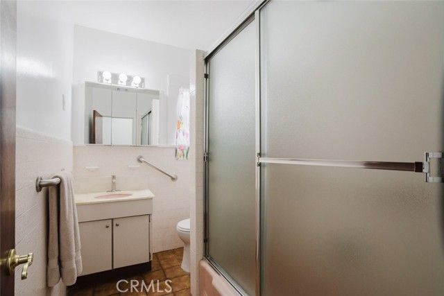 609 Alexander Street, Glendale, CA 91203