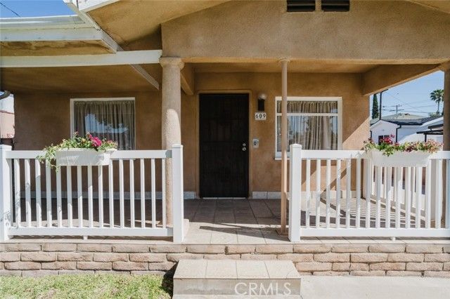 609 Alexander Street, Glendale, CA 91203