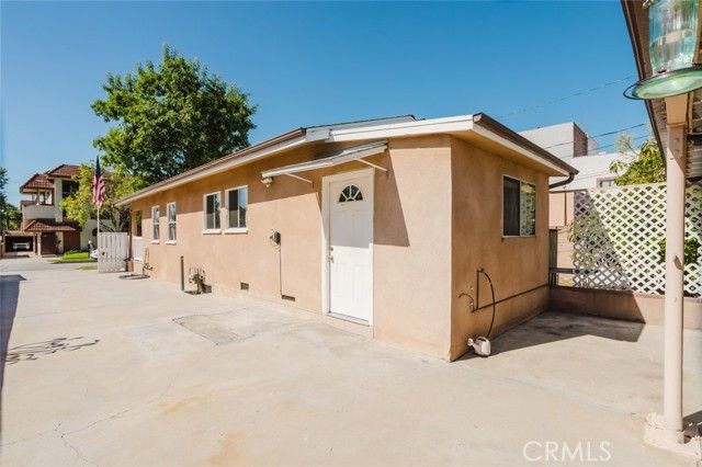 609 Alexander Street, Glendale, CA 91203