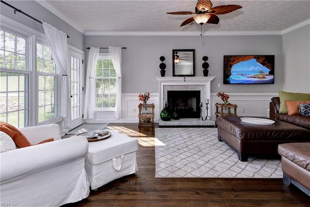 103 Bennington CT, Yorktown, VA 23693