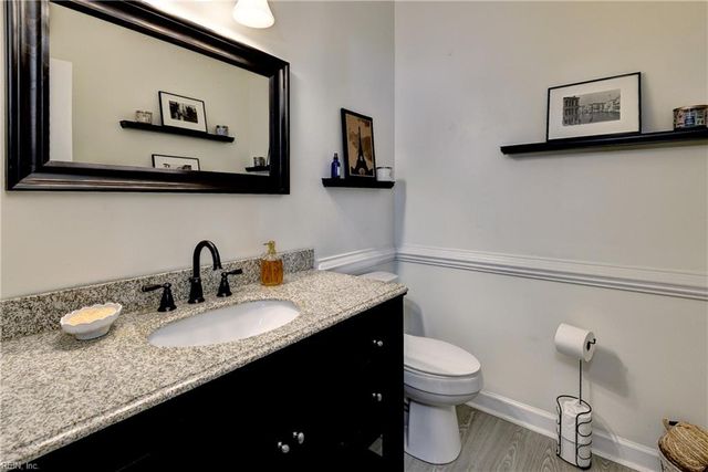 103 Bennington CT, Yorktown, VA 23693