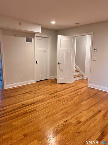 20 3rd Street 18, Stamford, CT 06905