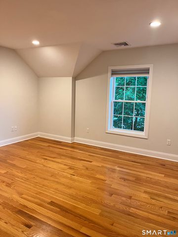 20 3rd Street 18, Stamford, CT 06905