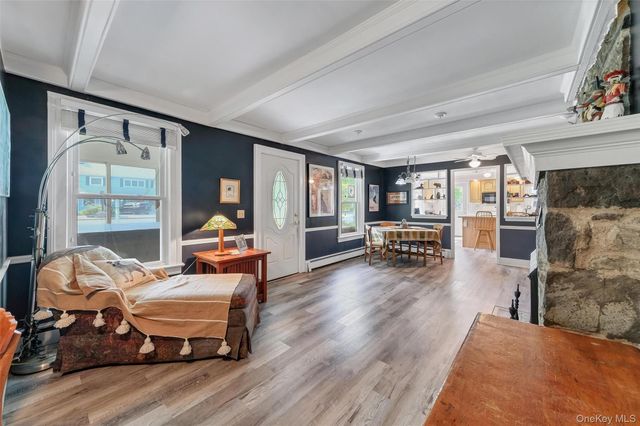 1400 Route 44, Pleasant Valley, NY 12569