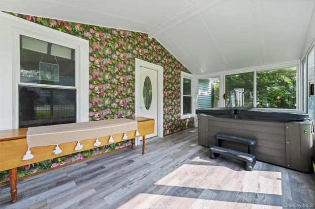 1400 Route 44, Pleasant Valley, NY 12569