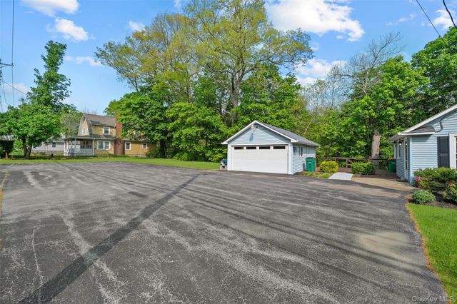 1400 Route 44, Pleasant Valley, NY 12569