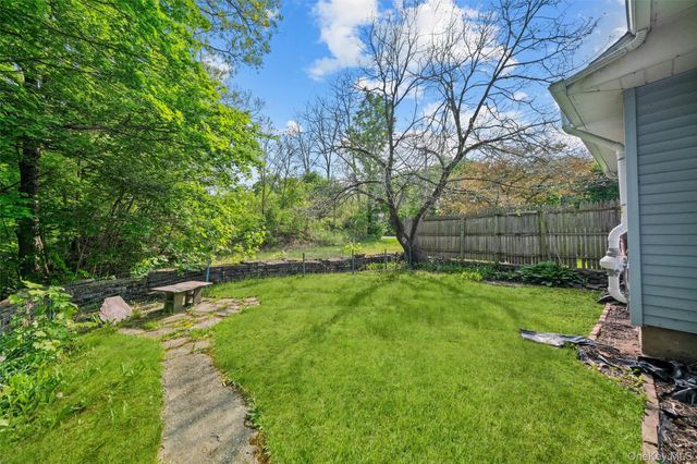 1400 Route 44, Pleasant Valley, NY 12569