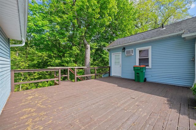 1400 Route 44, Pleasant Valley, NY 12569