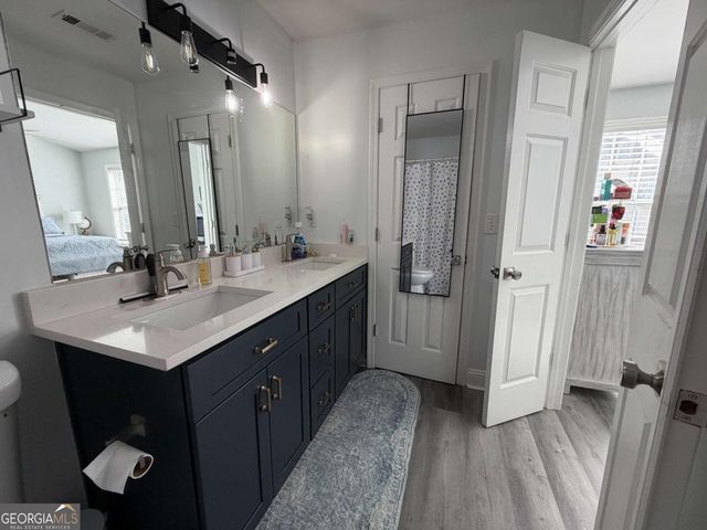 10900 Wittenridge Drive I4, Alpharetta, GA 30022