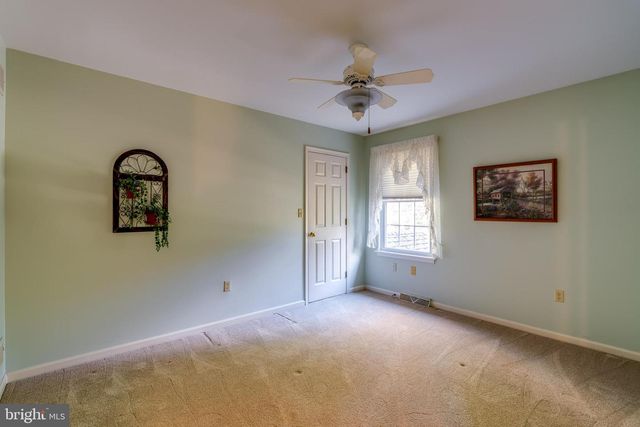 50 BRIARGATE PL, Millersville, PA 17551