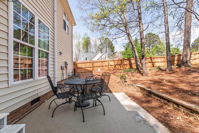 108 Wintersage Court, Holly Springs, NC 27540