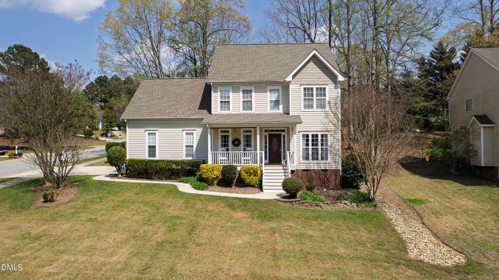 108 Wintersage Court, Holly Springs, NC 27540