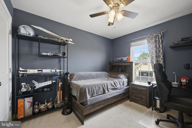 396 FRIENDSHIP LN, Gettysburg, PA 17325