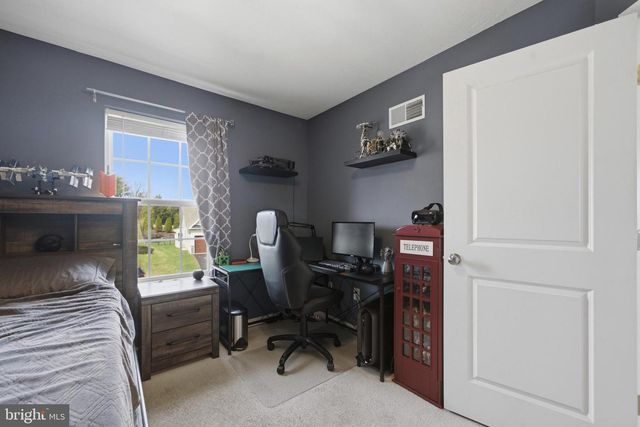 396 FRIENDSHIP LN, Gettysburg, PA 17325