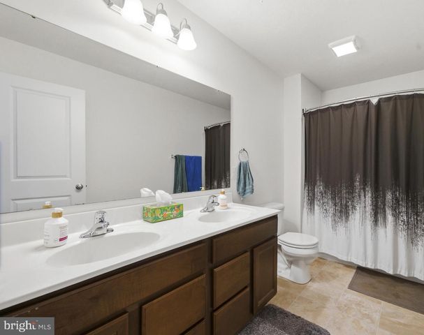 396 FRIENDSHIP LN, Gettysburg, PA 17325