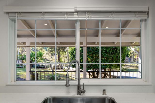 13506 Squirrel Creek Rd, Grass Valley, CA 95945