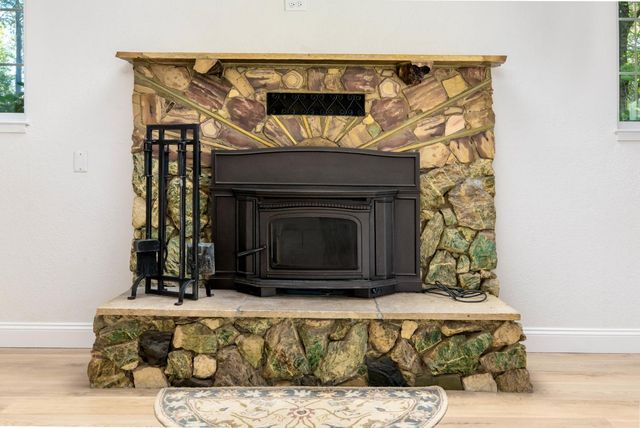 13506 Squirrel Creek Rd, Grass Valley, CA 95945