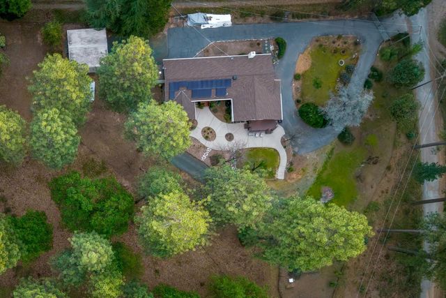 13506 Squirrel Creek Rd, Grass Valley, CA 95945